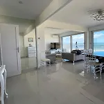 Lägenhet Grand T3 Avec 2 Terrasses Et Acces Direct - Fr-1-420-129 *
