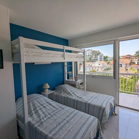 Apartment Grand T3 Avec 2 Terrasses Et Acces Direct - Fr-1-420-129