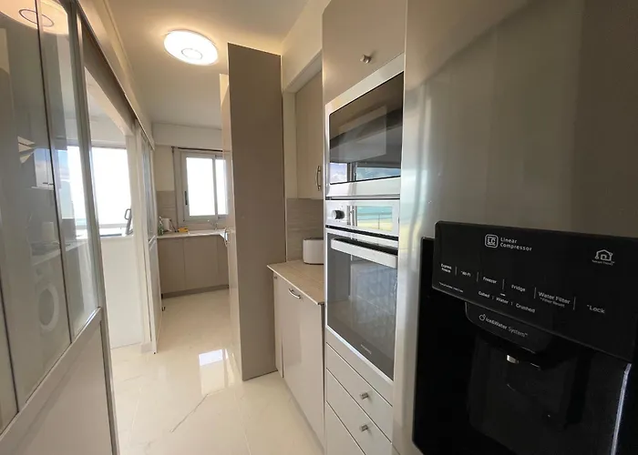 Grand T3 Avec 2 Terrasses Et Acces Direct - Fr-1-420-129 * Arcachon